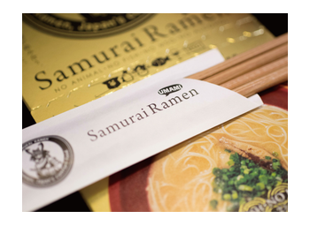 Special chopsticks are included in the box, makes you feel eating in Japan.